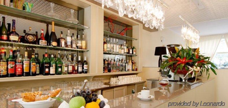 Hotel Michelangelo ミラノ・マリッティマ エクステリア 写真