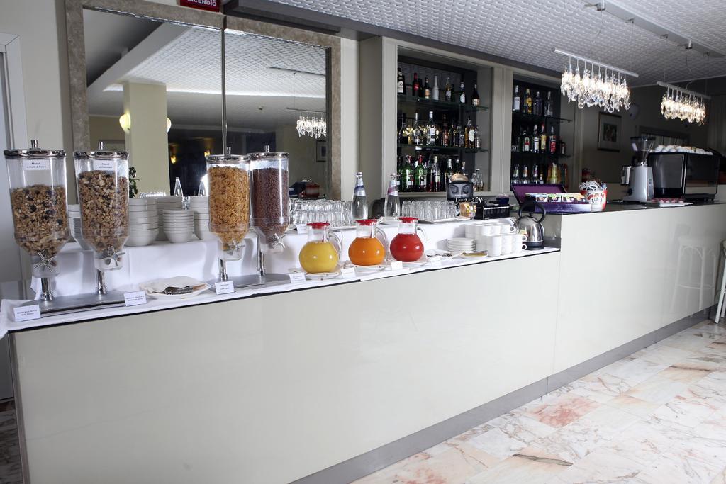 Hotel Michelangelo ミラノ・マリッティマ エクステリア 写真