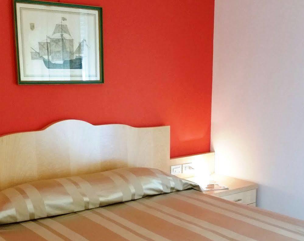 Hotel Michelangelo ミラノ・マリッティマ エクステリア 写真
